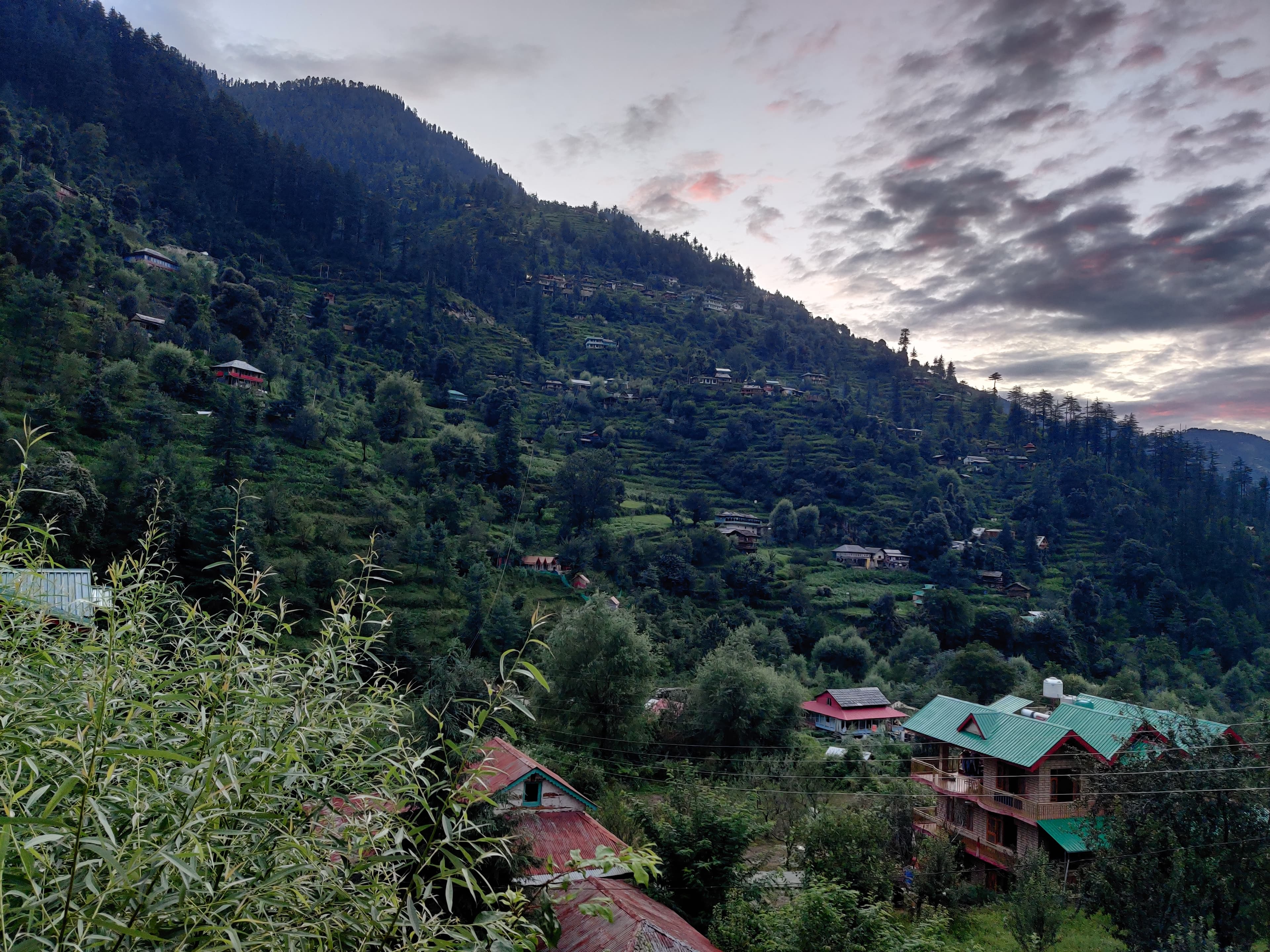 Photographer capturing village life in Jibhi