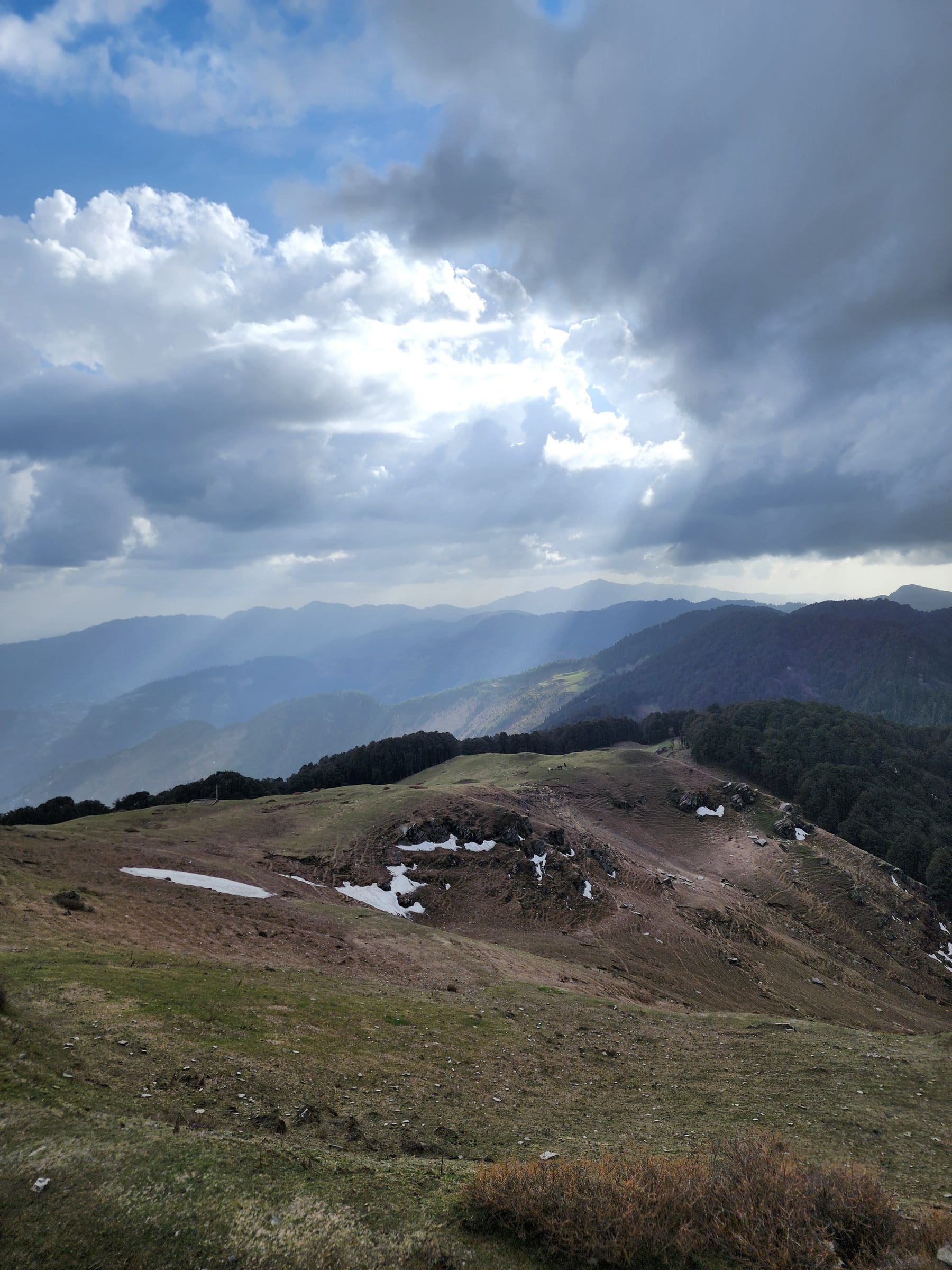 Where the Mountains Whisper: Your Guide to Jibhi Trekking in 2026